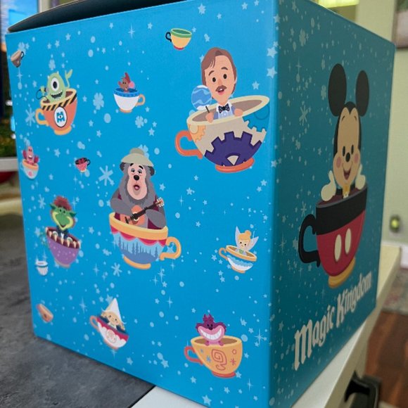 Jarrod Maruyama Disney Mickey Teapot, cup, saucer set.  NIB - Picture 2 of 3